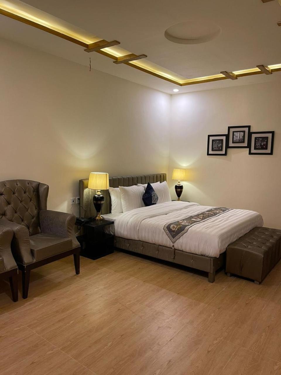 The Corporate Lodges Hotel Saidu Sharif エクステリア 写真